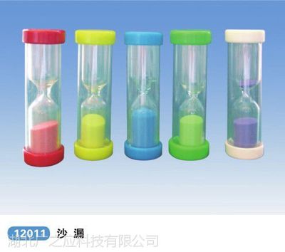沙漏 传统教学仪器在小学科学课堂中的现代应用与教育价值